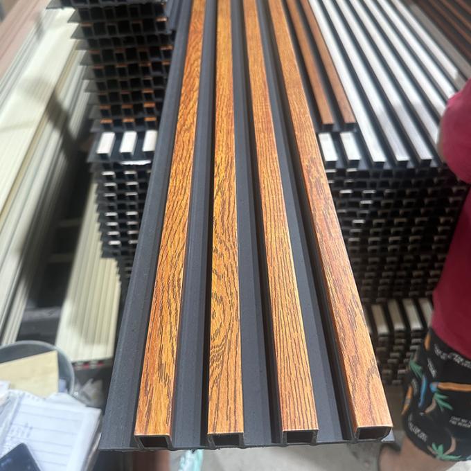 Revestimiento de compuesto de madera y plástico, panel de pared acanalado WPC para interiores – 160×24mm