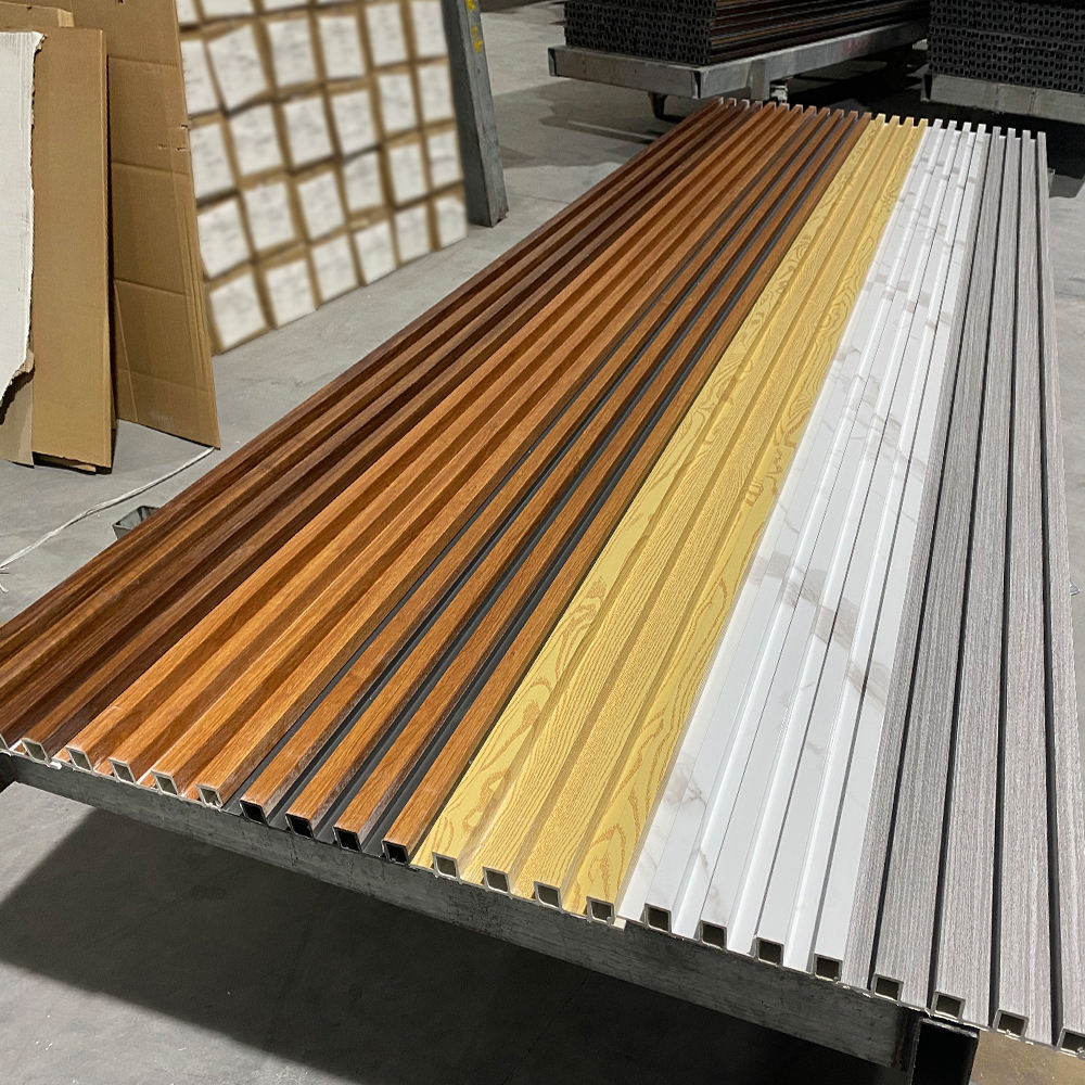 Panel de Pared de Lamas de PVC WPC Impermeable e Ignífugo para Decoración de Paredes Interiores/Exteriores - Compuesto de Madera y Plástico+9mm/25mm