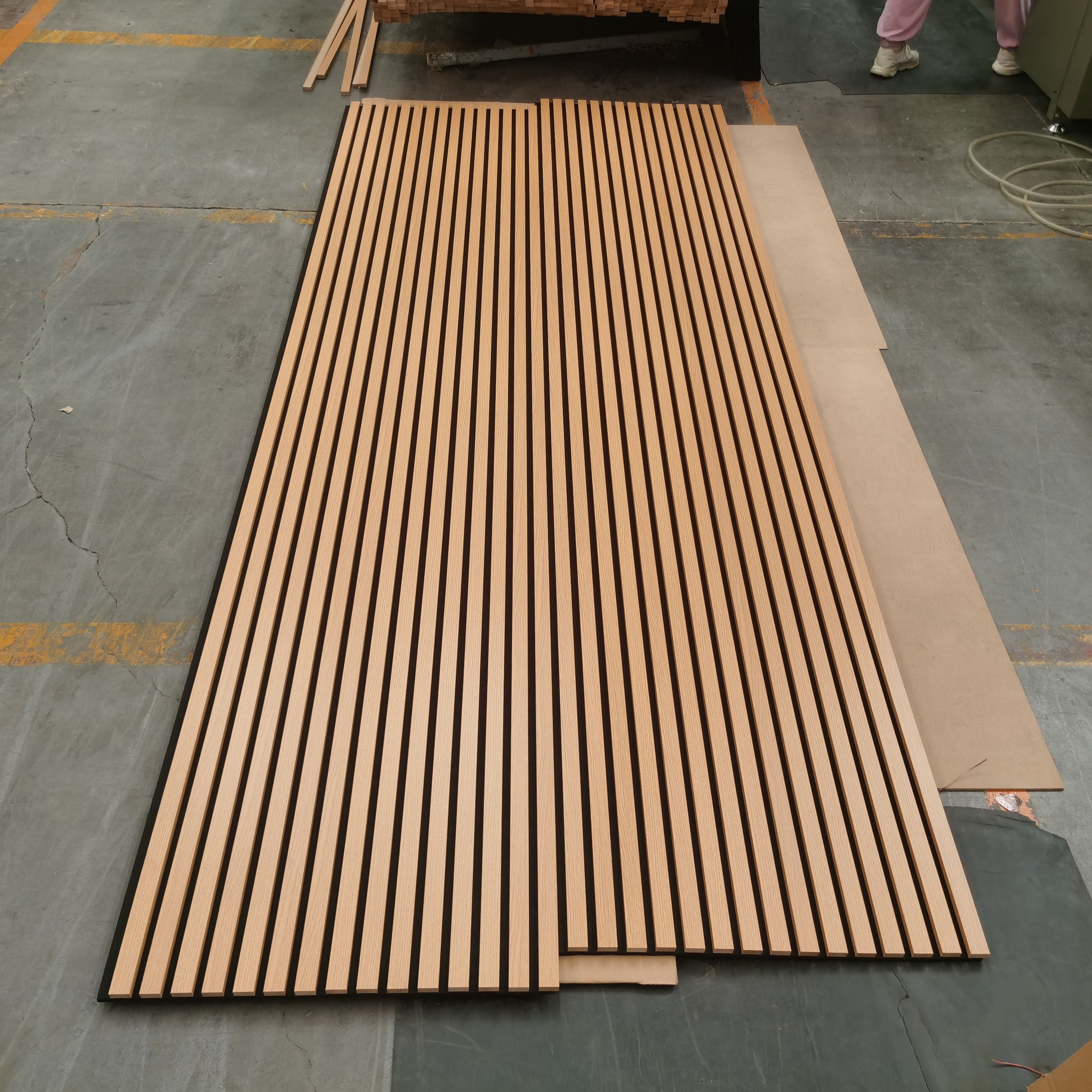 Panneau acoustique mural intérieur en MDF, placage bois insonorisé - 21×600mm