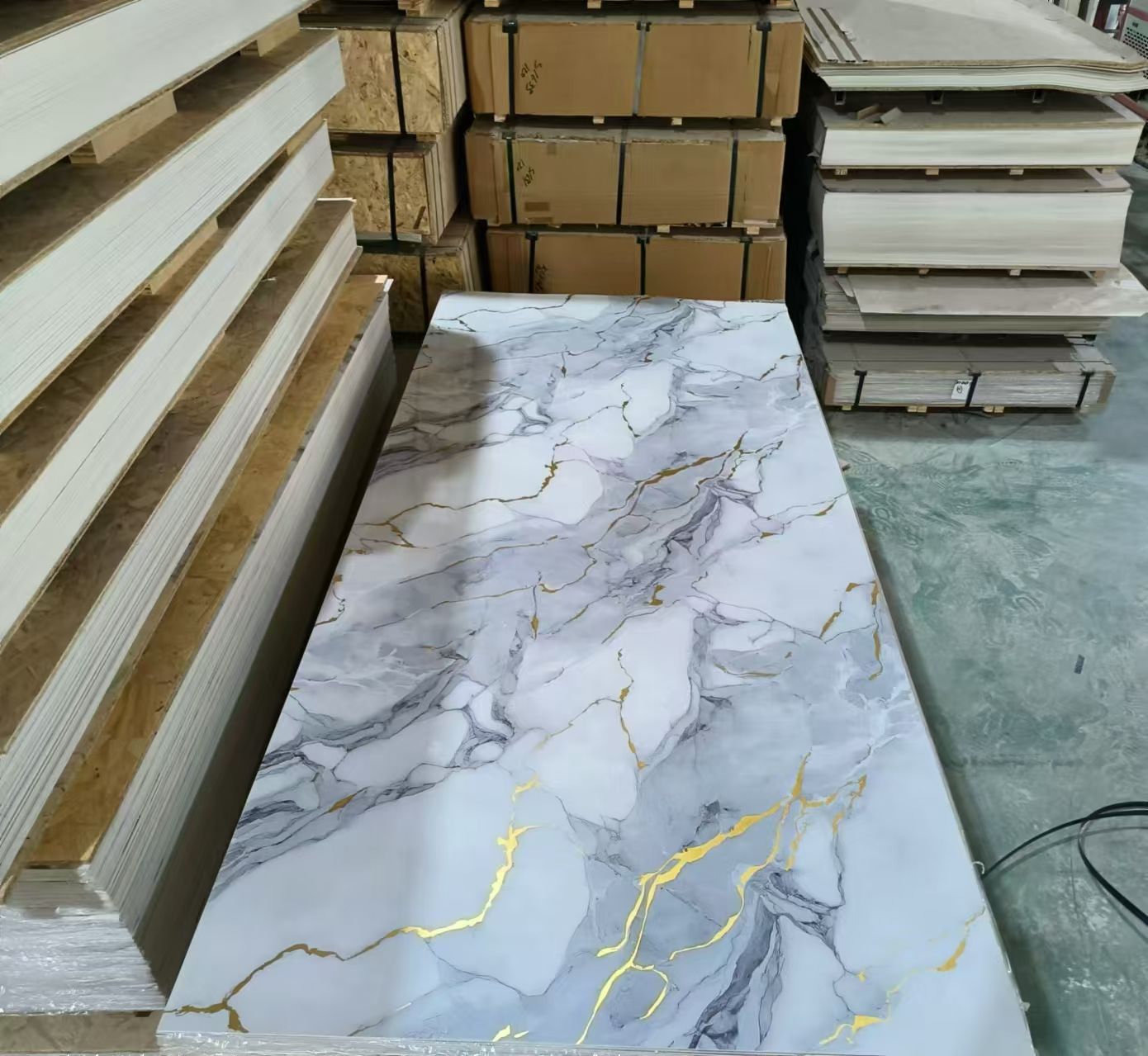 Tablero UV de PVC tipo mármol 1220×2440 mm 2–6 mm